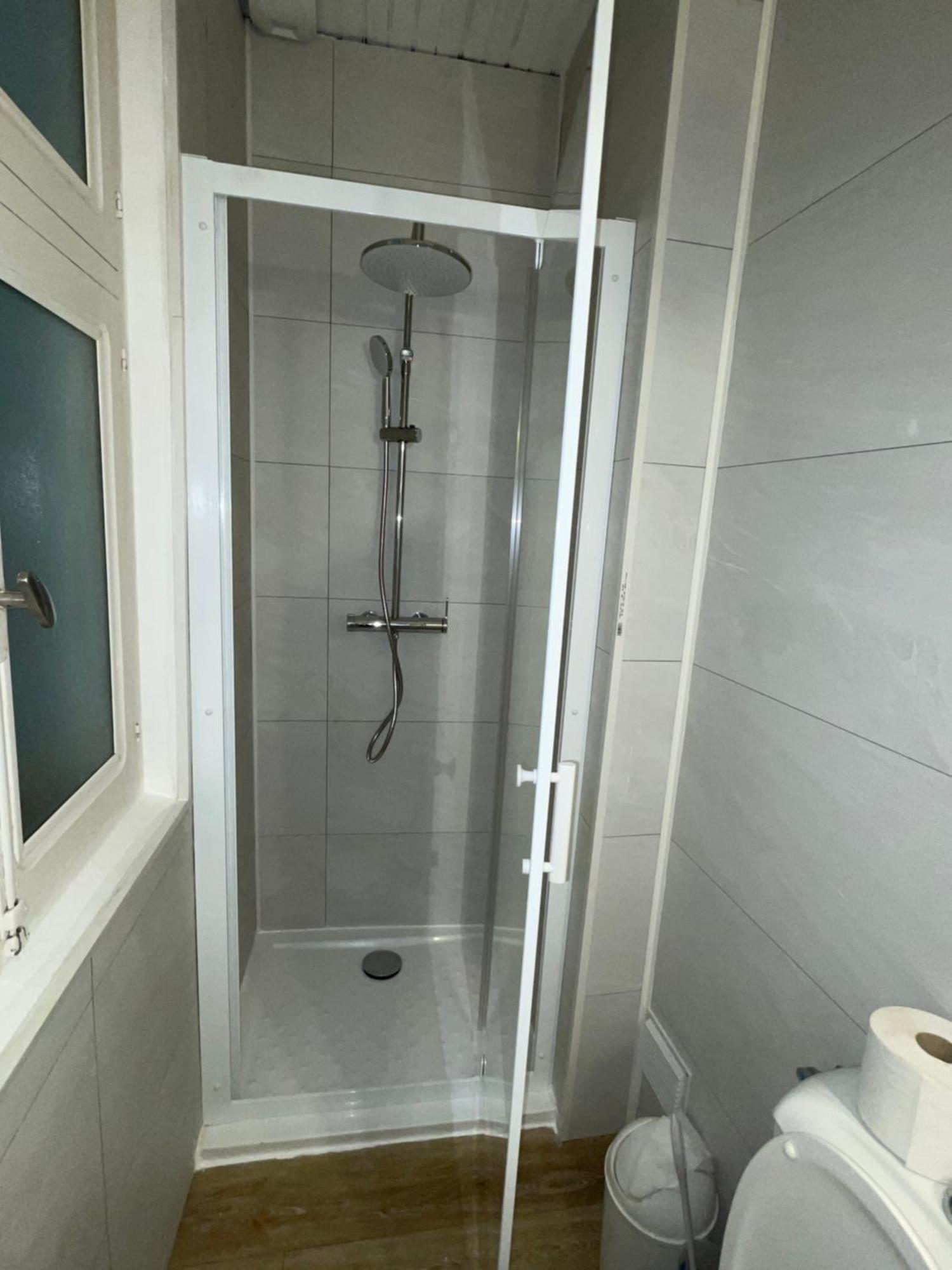 Studio N•2 Avec Patio En Plein Coeur De La Ville Баньер-де-Бигор Экстерьер фото